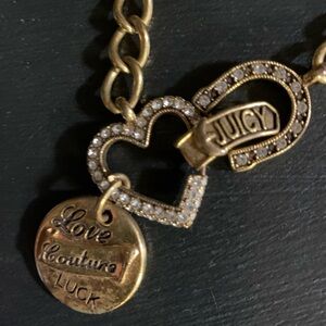 Juicy Couture Y2K 2000s gold tone metal chain charm bracelet heart bling jewelry